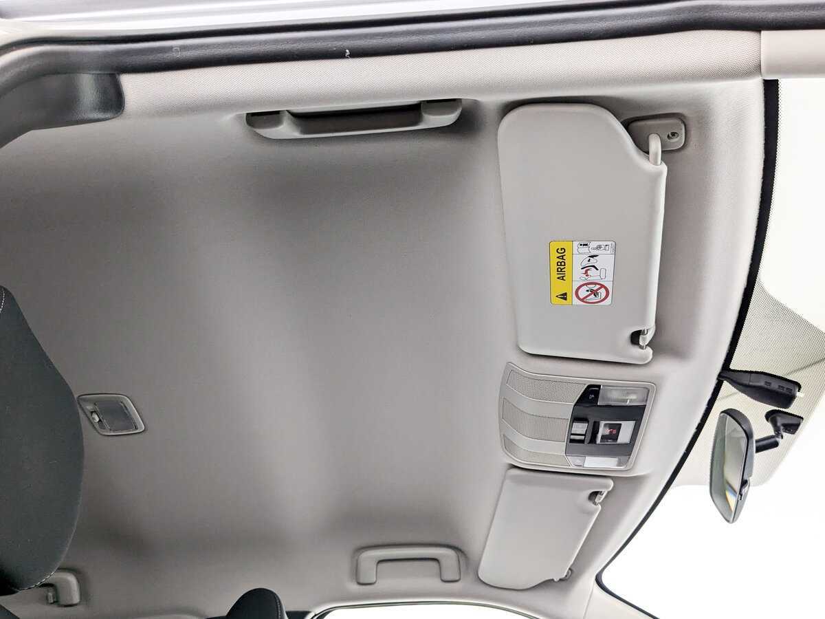 Mitsubishi Eclipse Cross с пробегом — 2019 год. Фото: #18