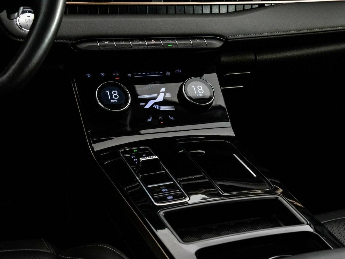 EXEED LX с пробегом — 2022 год. Фото: #13