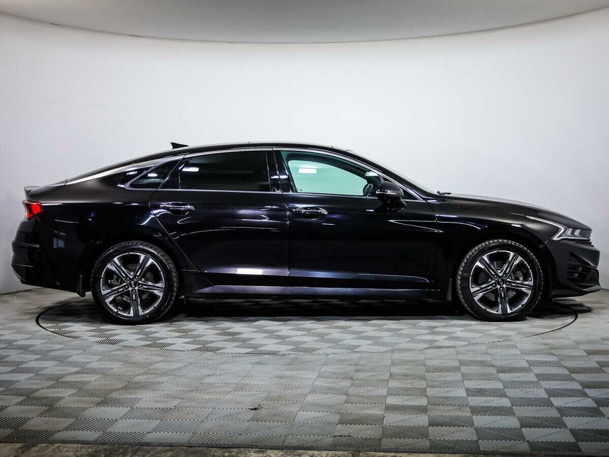 Kia K5 с пробегом — 2021 год. Фото: #2