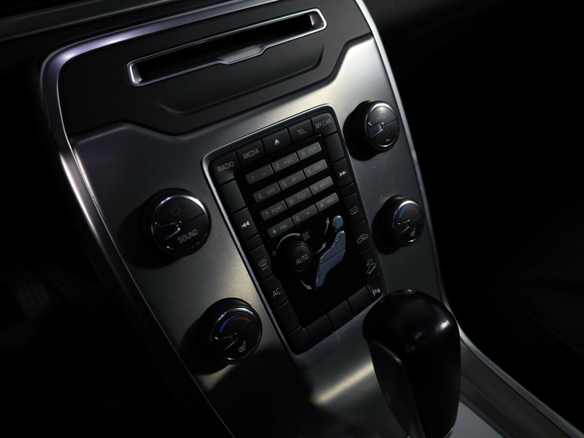 Volvo XC70 с пробегом — 2012 год. Фото: #19