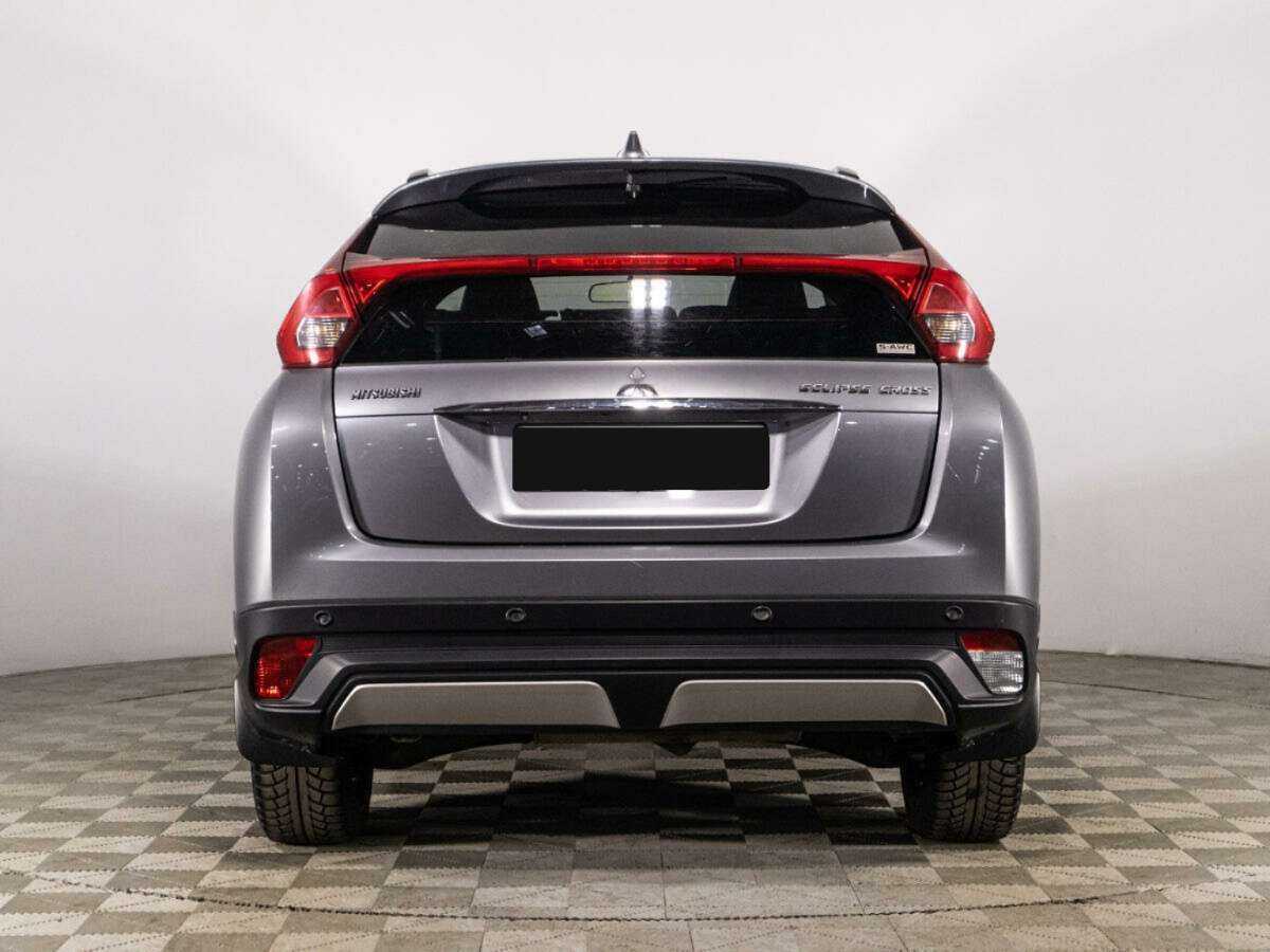 Mitsubishi Eclipse Cross с пробегом — 2018 год. Фото: #5