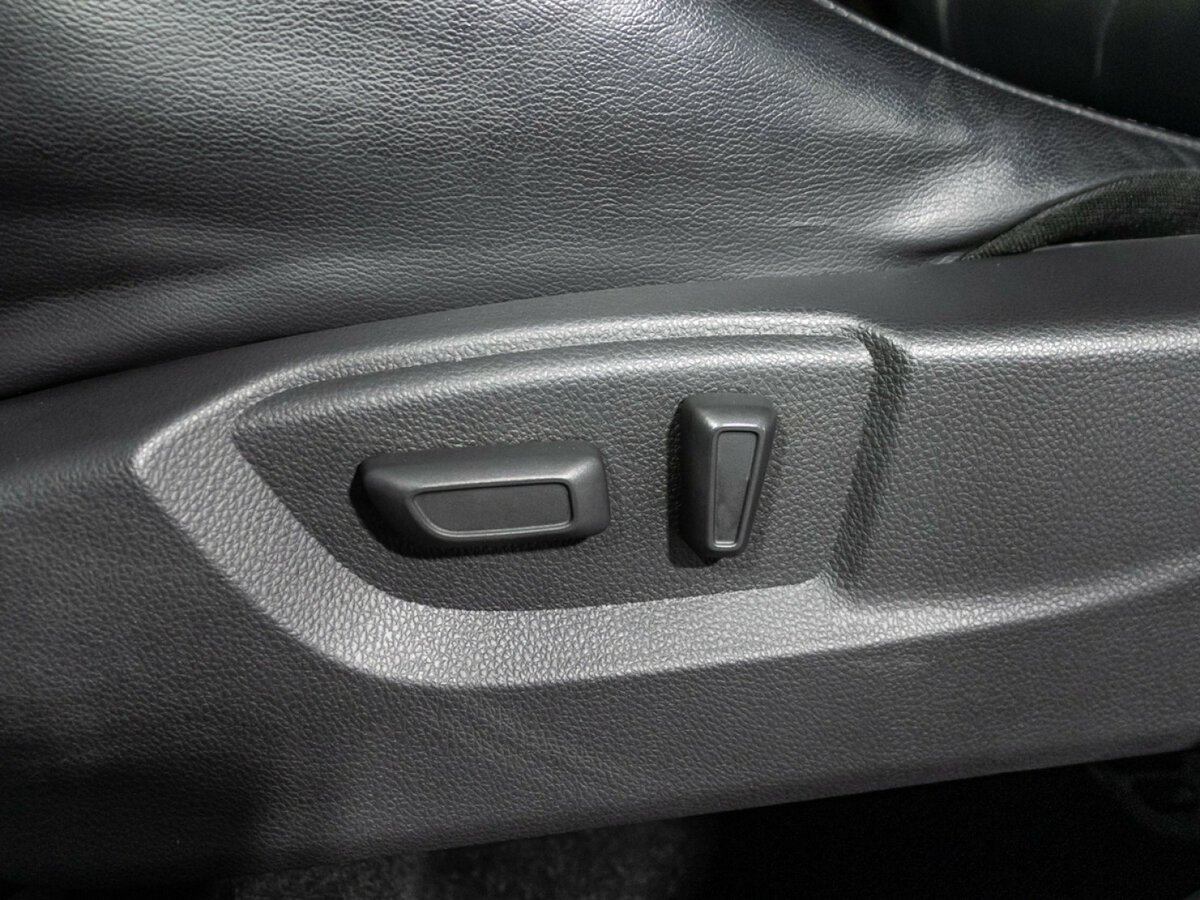 Mitsubishi Eclipse Cross с пробегом — 2018 год. Фото: #13