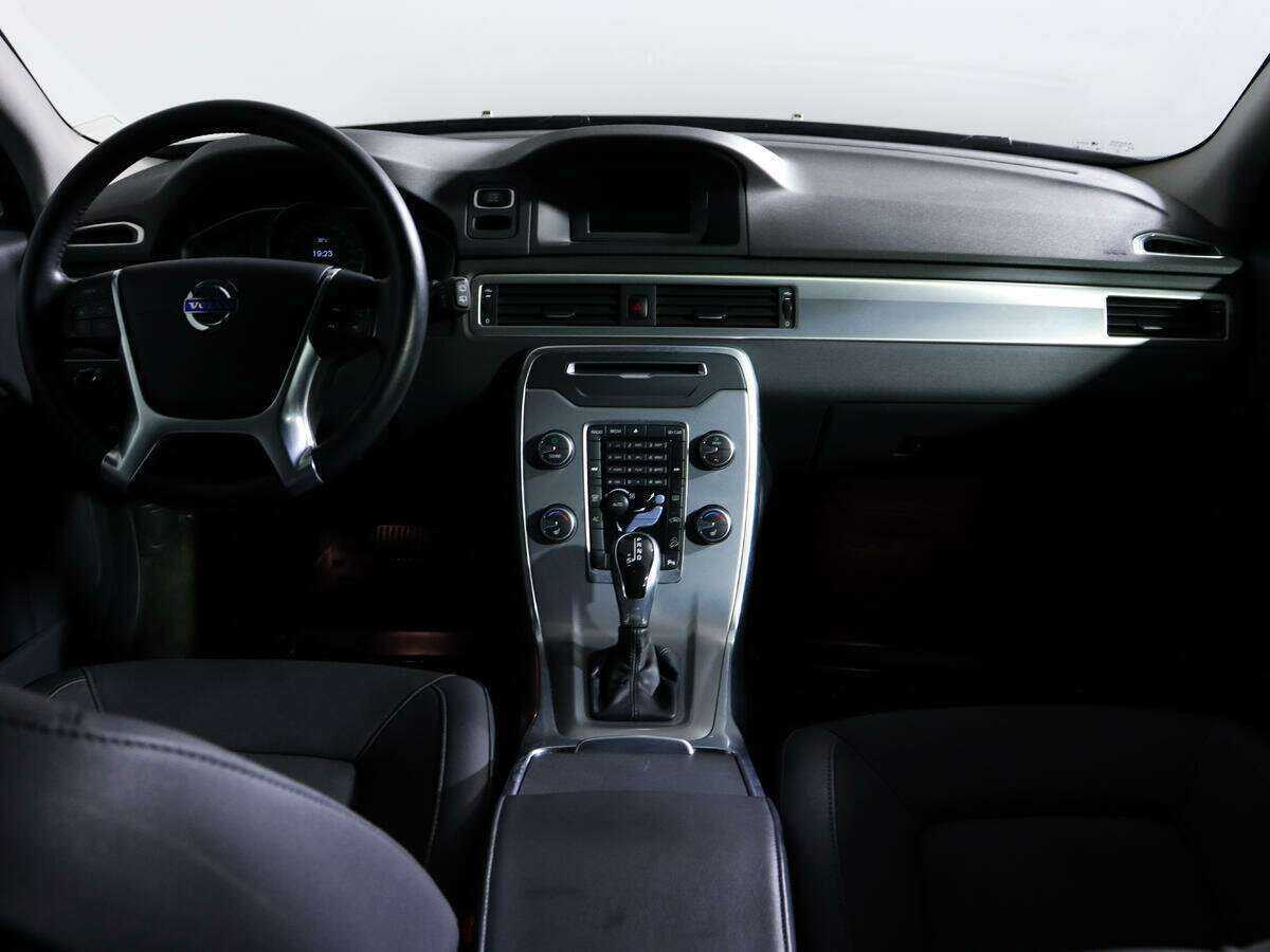 Volvo XC70 с пробегом — 2014 год. Фото: #9