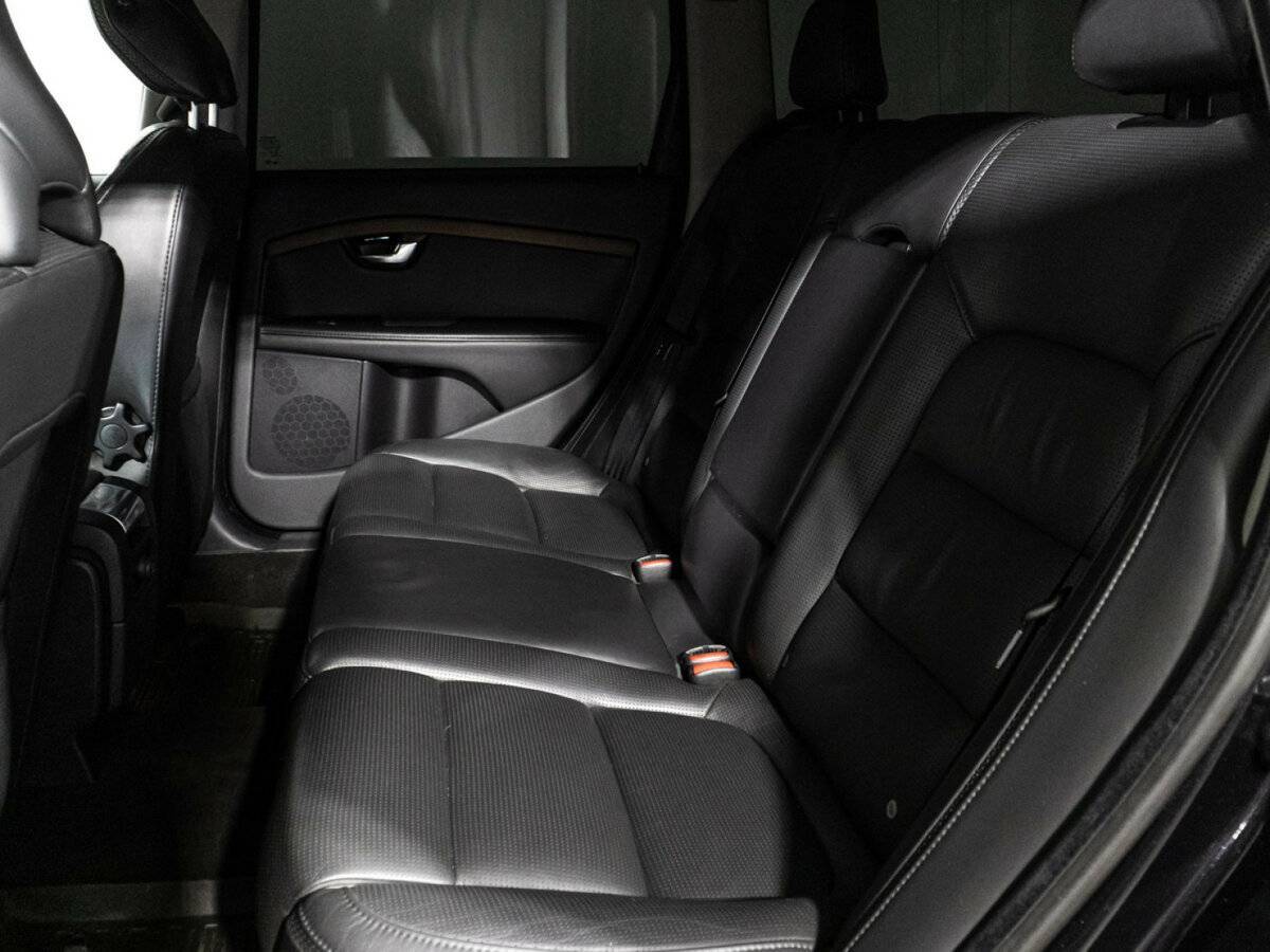 Volvo XC70 с пробегом — 2014 год. Фото: #9