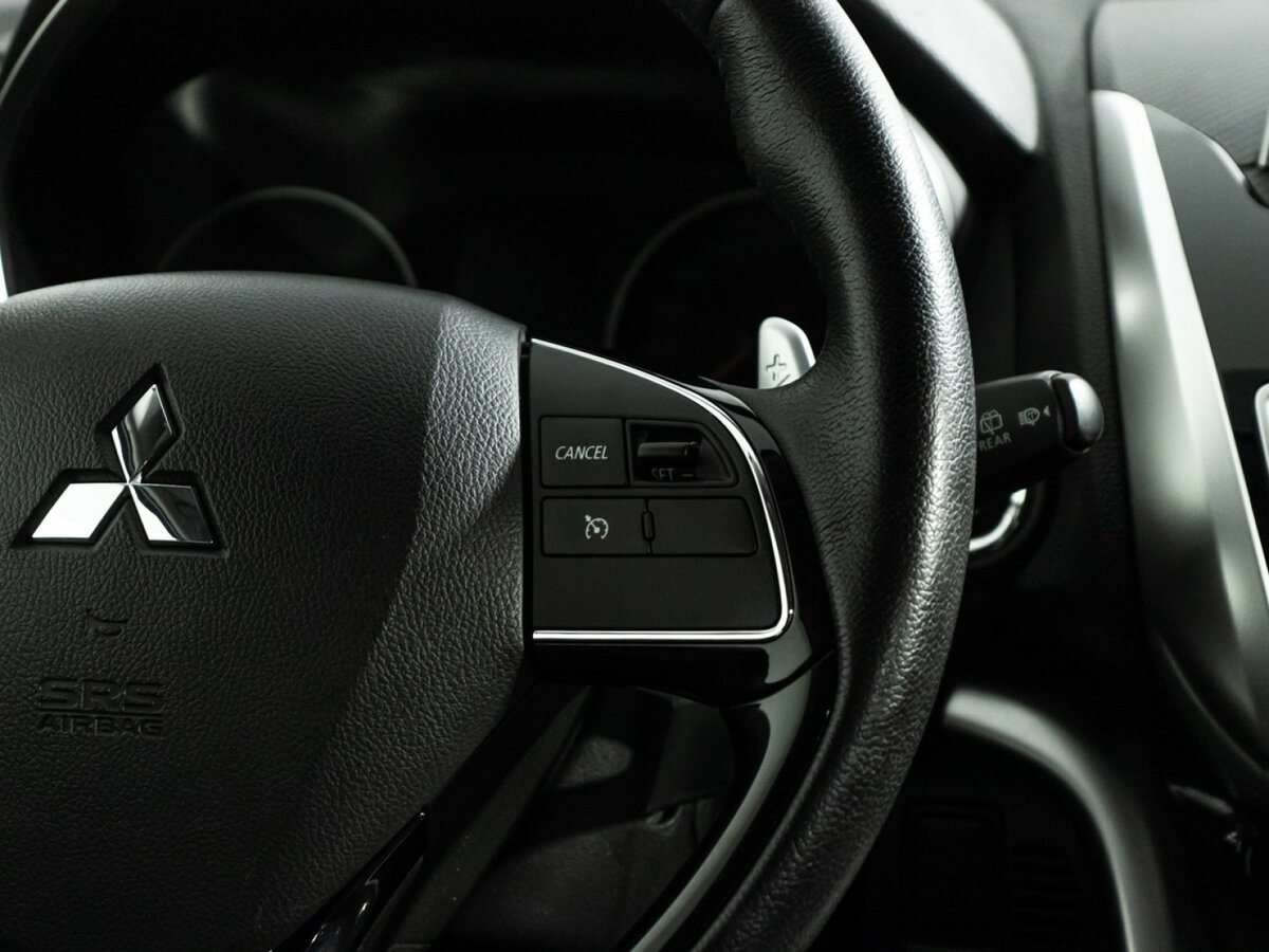 Mitsubishi Eclipse Cross с пробегом — 2018 год. Фото: #18