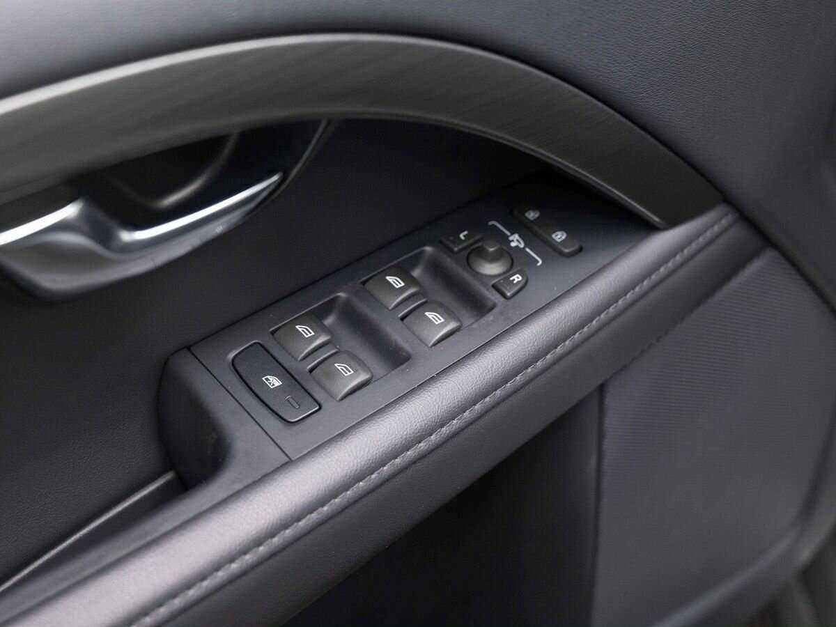 Volvo XC70 с пробегом — 2016 год. Фото: #13