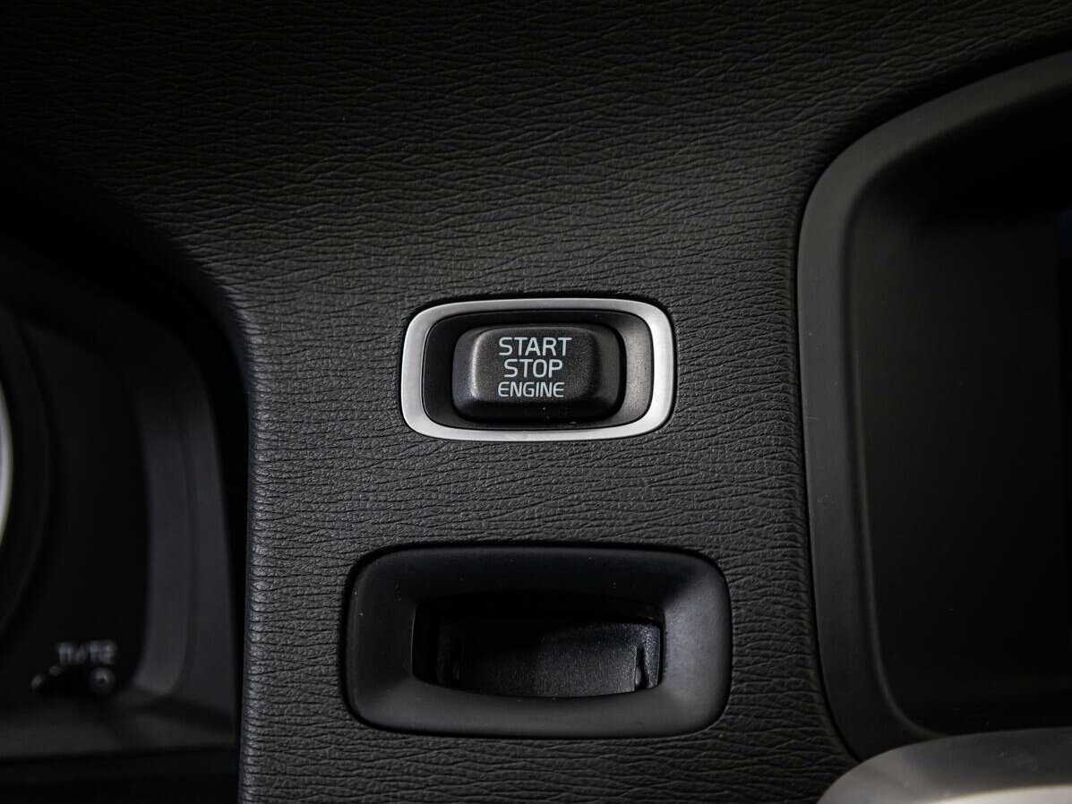 Volvo V60 с пробегом — 2012 год. Фото: #15