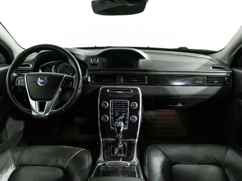 Volvo XC70 с пробегом — 2015 год. Фото: #12