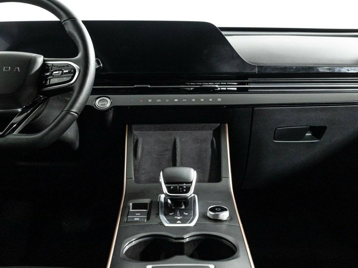 OMODA C5 с пробегом — 2024 год. Фото: #13