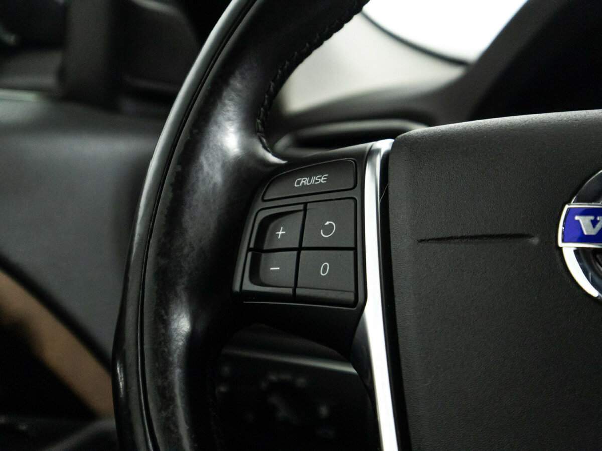 Volvo XC70 с пробегом — 2014 год. Фото: #21