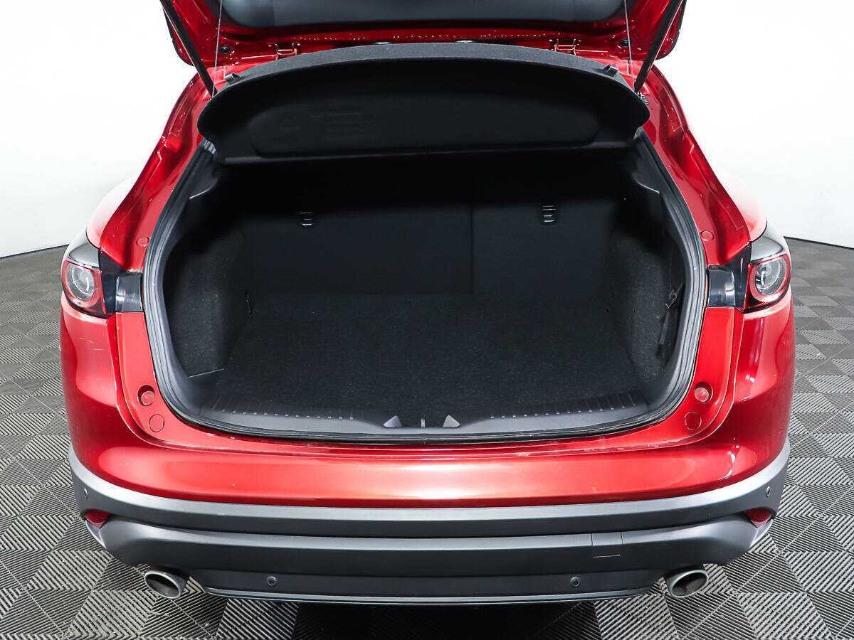 Mazda CX-4 с пробегом — 2022 год. Фото: #7