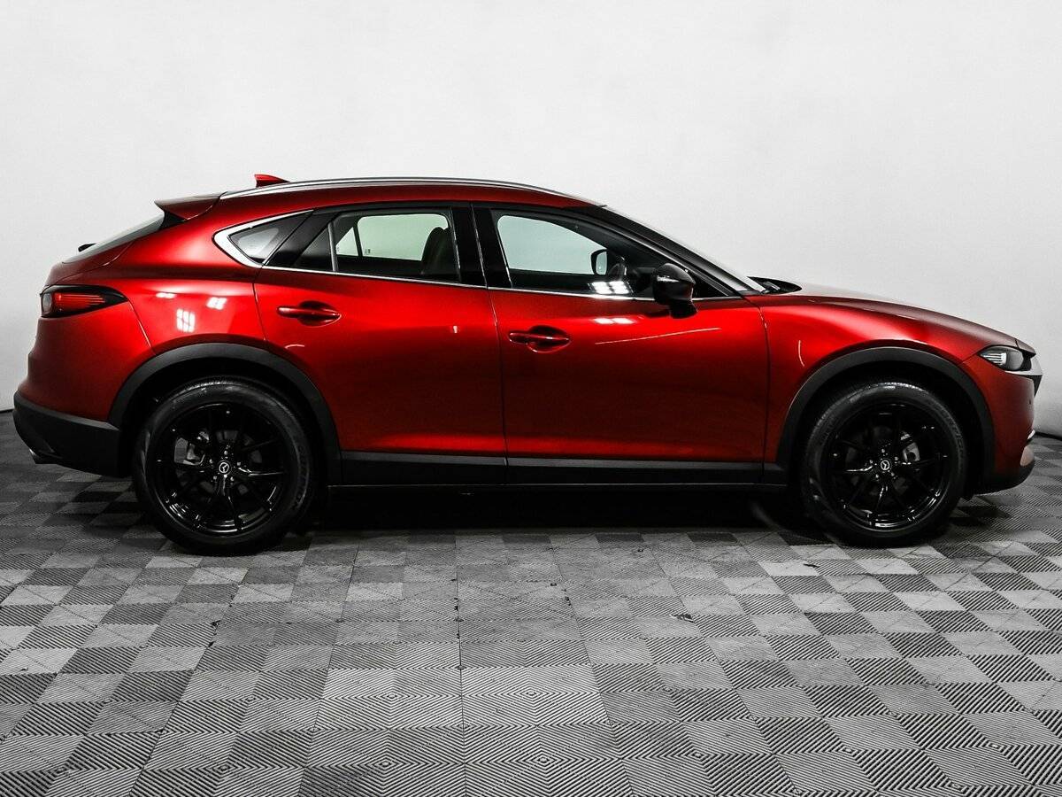 Mazda CX-4 с пробегом — 2022 год. Фото: #3