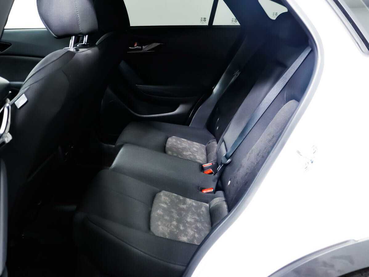 Mazda CX-4 с пробегом — 2022 год. Фото: #11