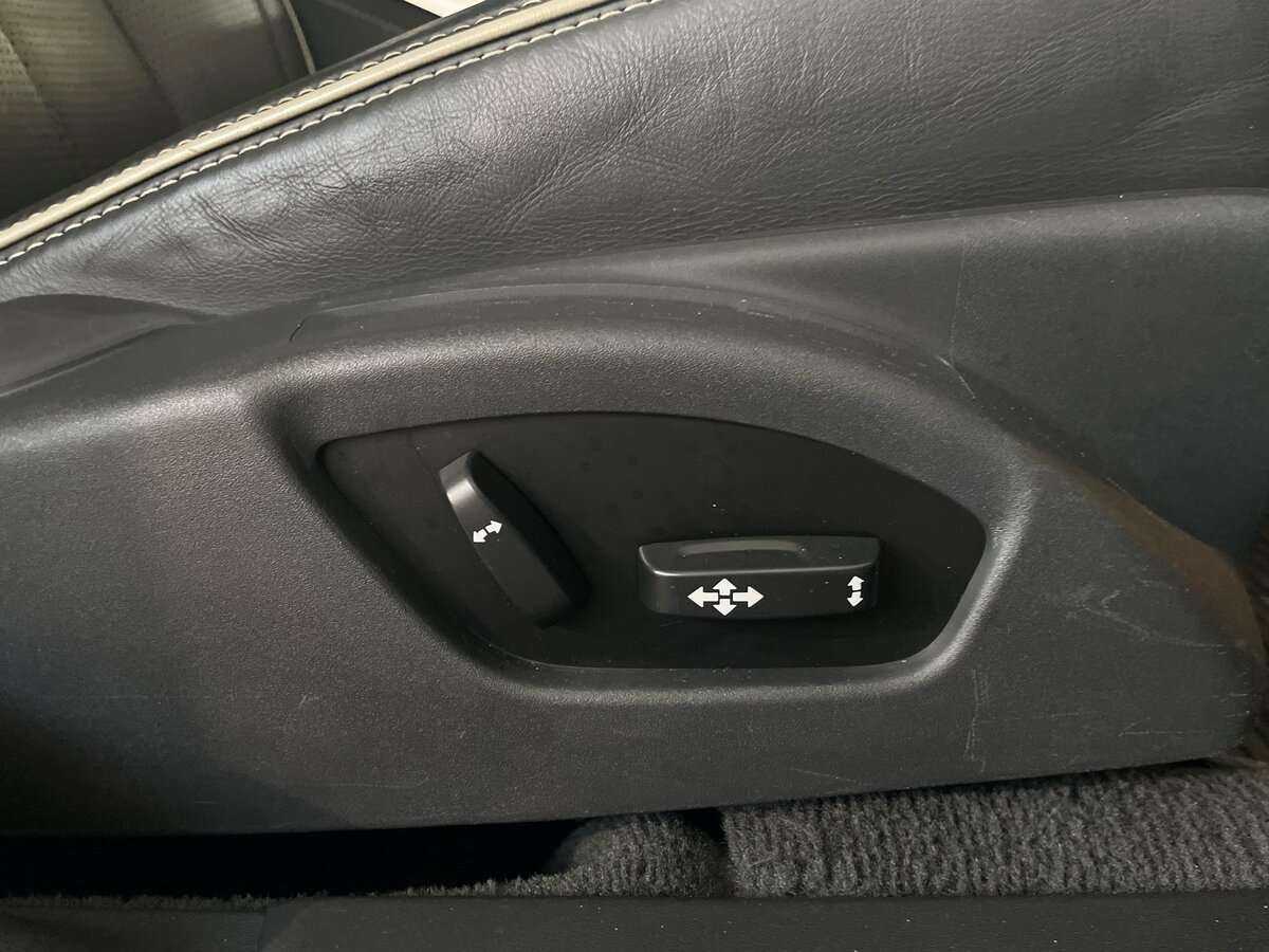 Volvo XC70 с пробегом — 2012 год. Фото: #31