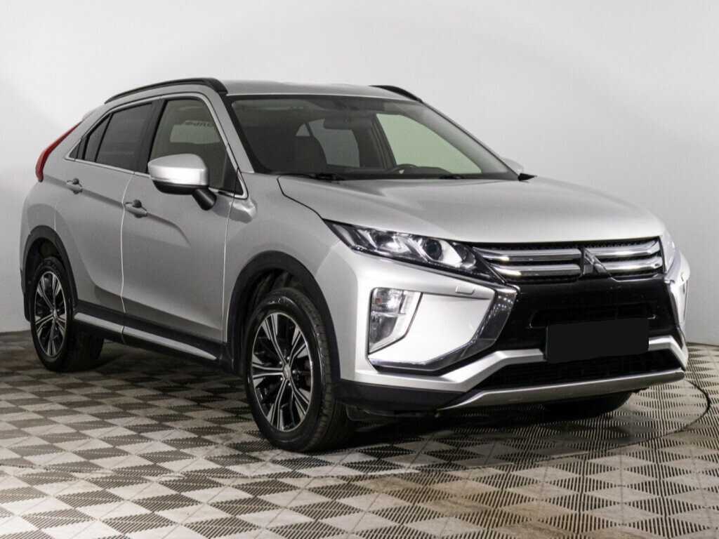 Mitsubishi Eclipse Cross с пробегом — 2018 год. Фото: #2