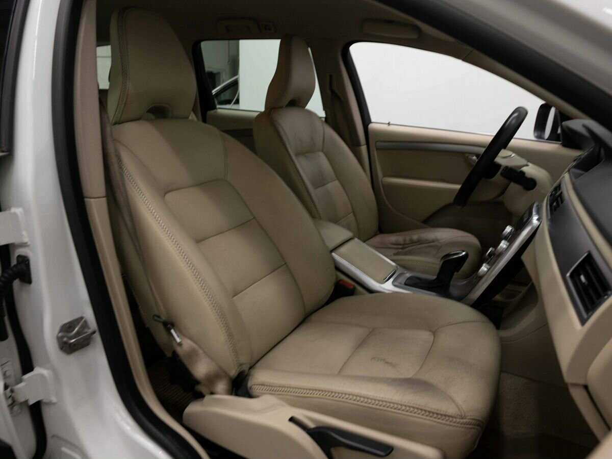 Volvo XC70 с пробегом — 2014 год. Фото: #12