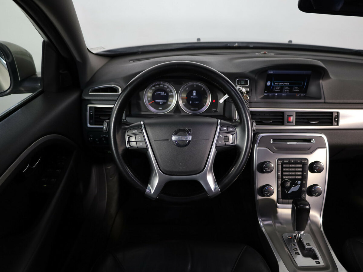 Volvo XC70 с пробегом — 2012 год. Фото: #9