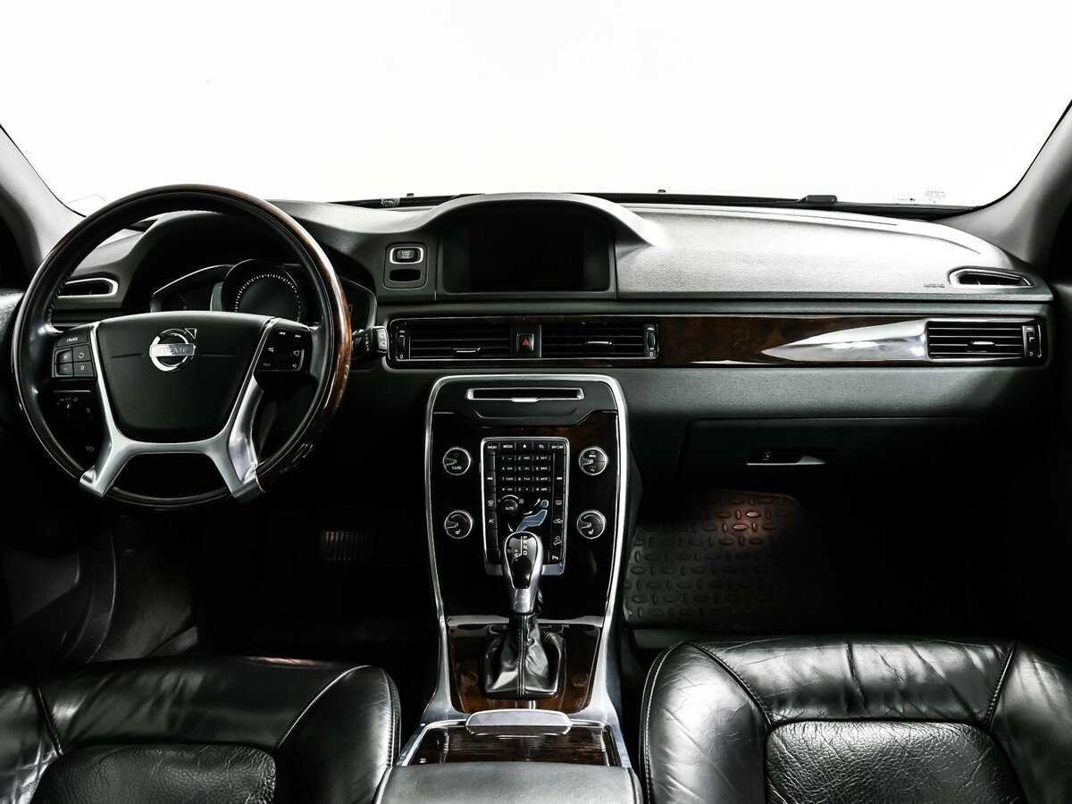 Volvo XC70 с пробегом — 2013 год. Фото: #10