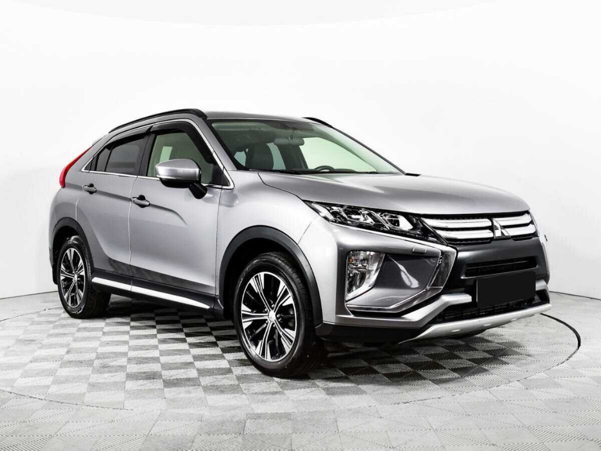 Mitsubishi Eclipse Cross с пробегом — 2018 год. Фото: #2