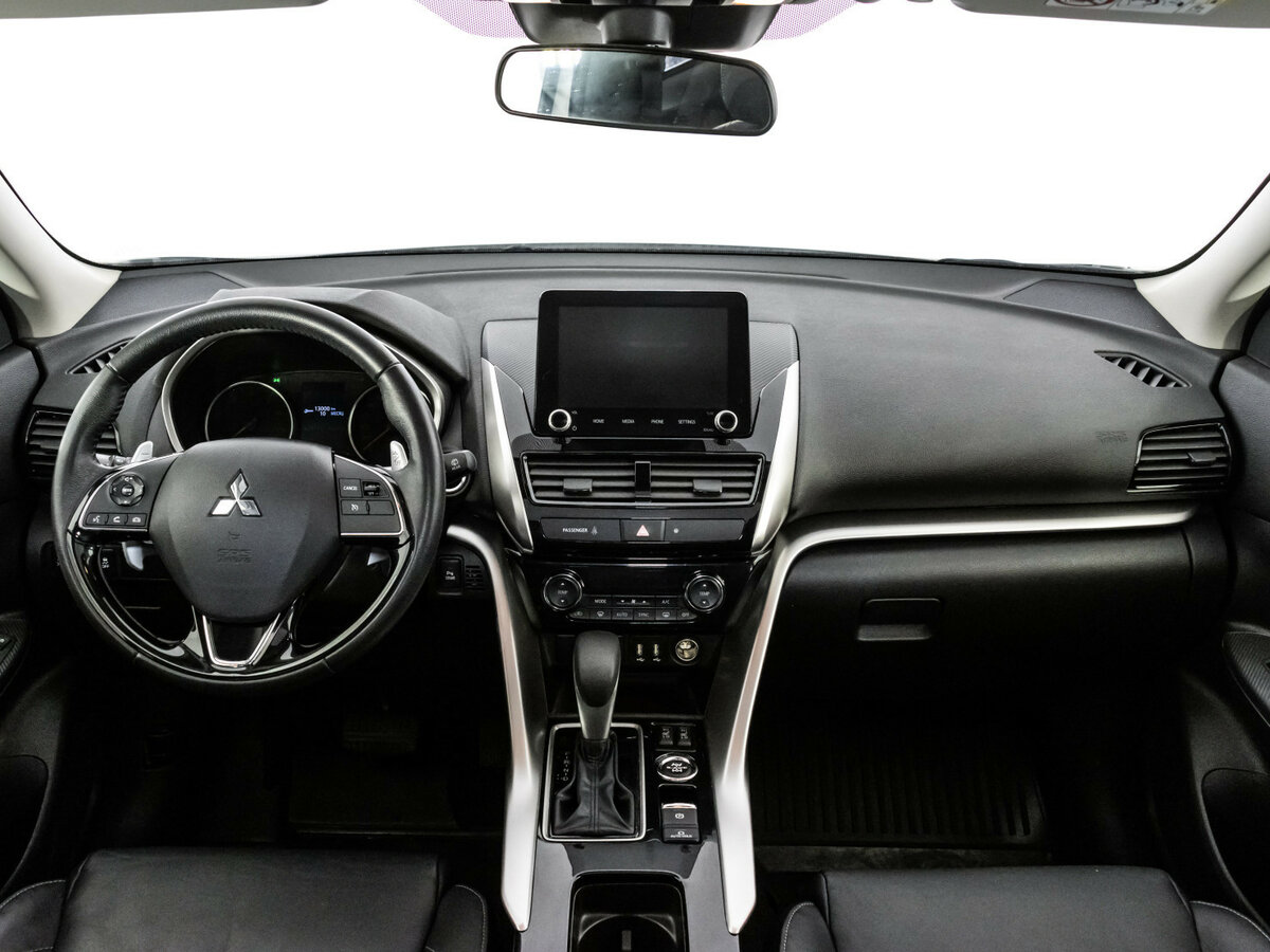 Mitsubishi Eclipse Cross с пробегом — 2022 год. Фото: #7