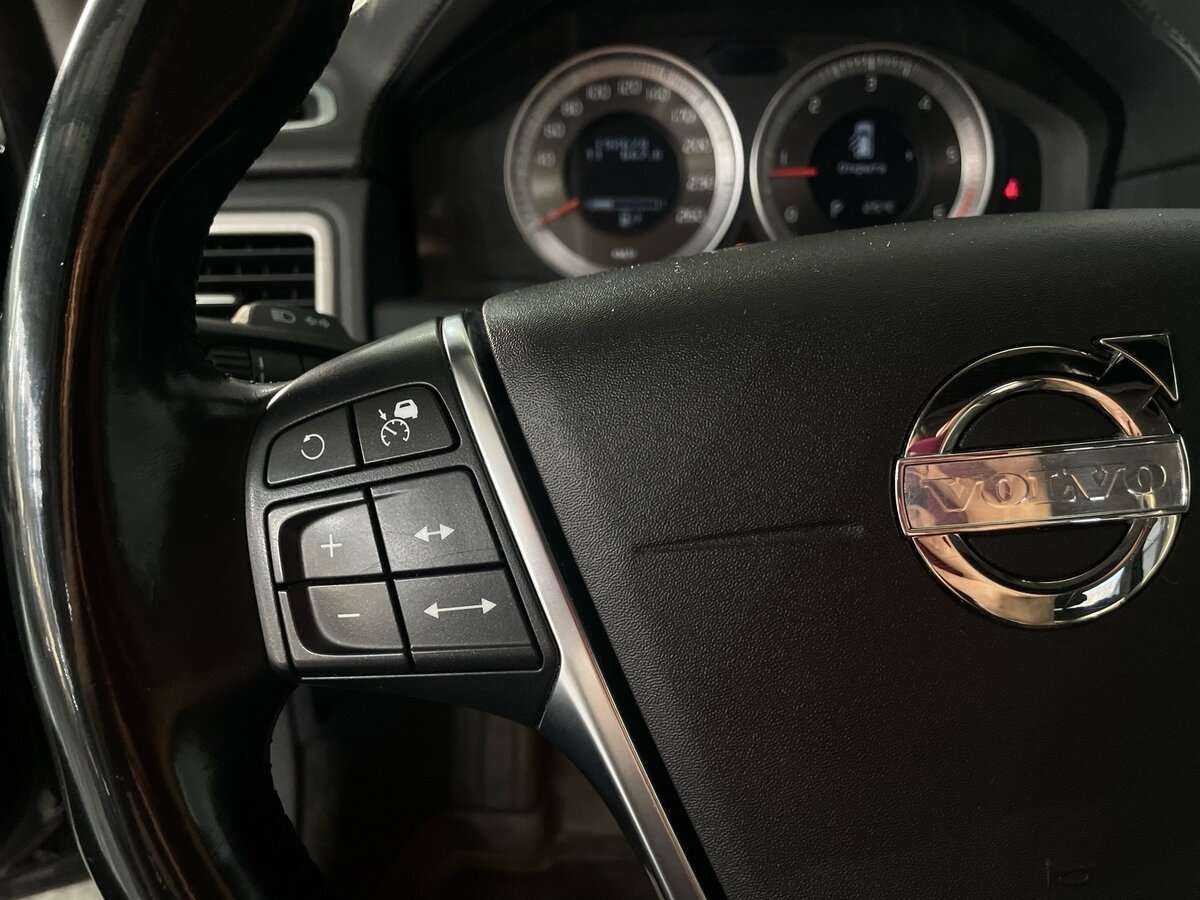 Volvo XC70 с пробегом — 2012 год. Фото: #10