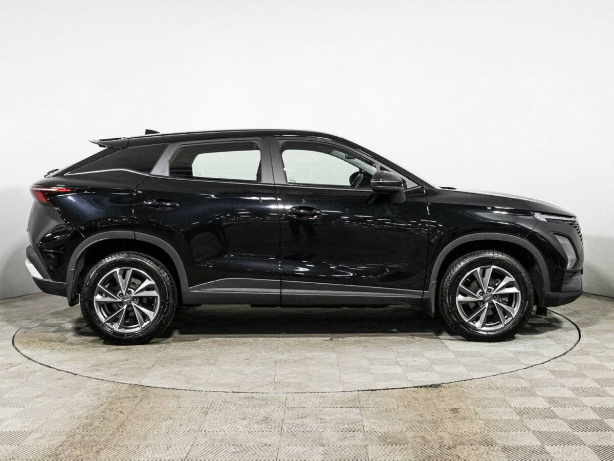 OMODA C5 с пробегом — 2024 год. Фото: #3