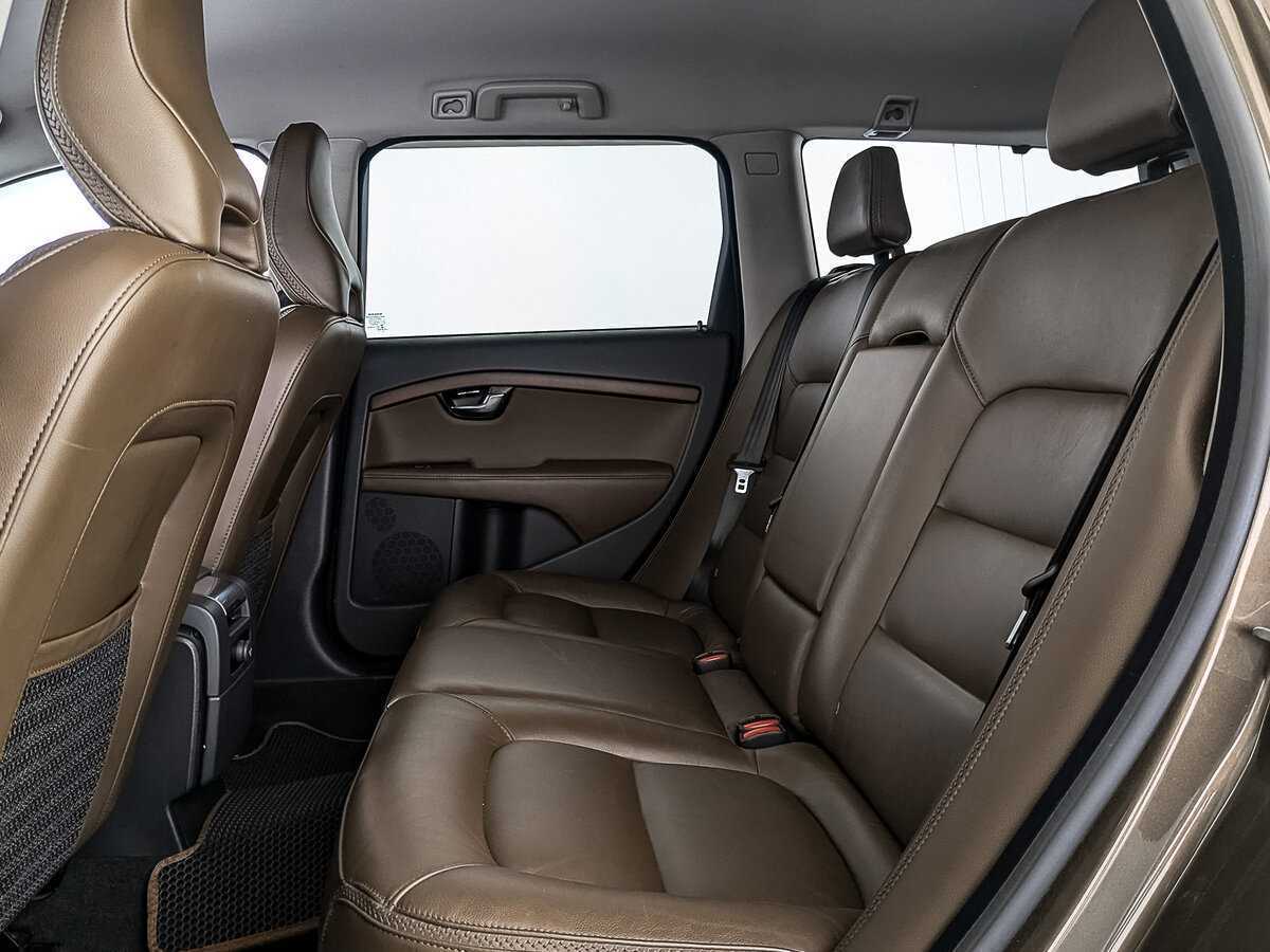 Volvo XC70 с пробегом — 2015 год. Фото: #17