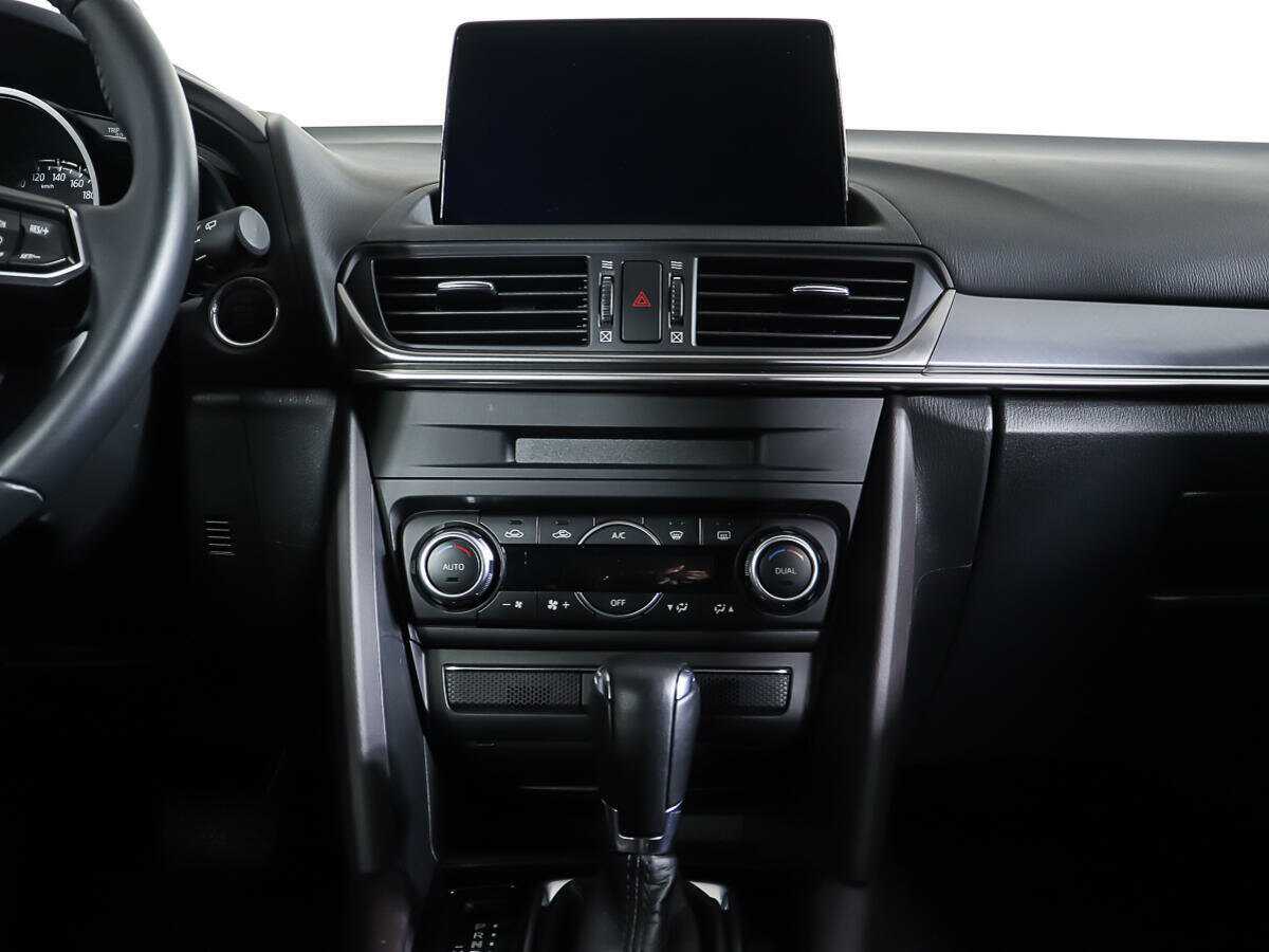 Mazda CX-4 с пробегом — 2022 год. Фото: #11