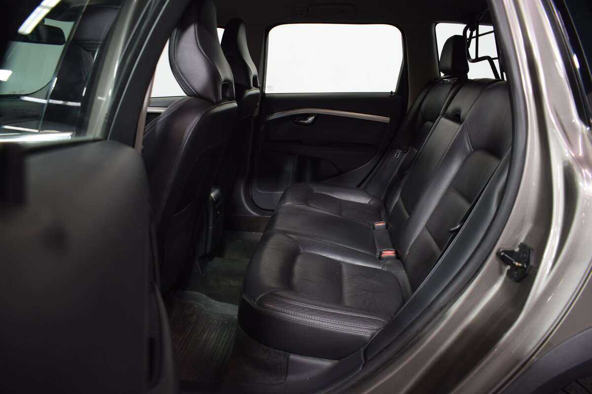 Volvo XC70 с пробегом — 2012 год. Фото: #13