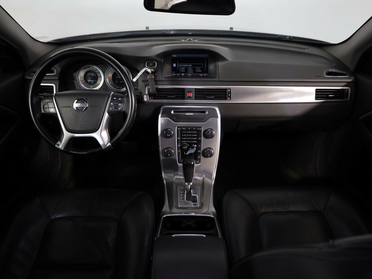 Volvo XC70 с пробегом — 2012 год. Фото: #8