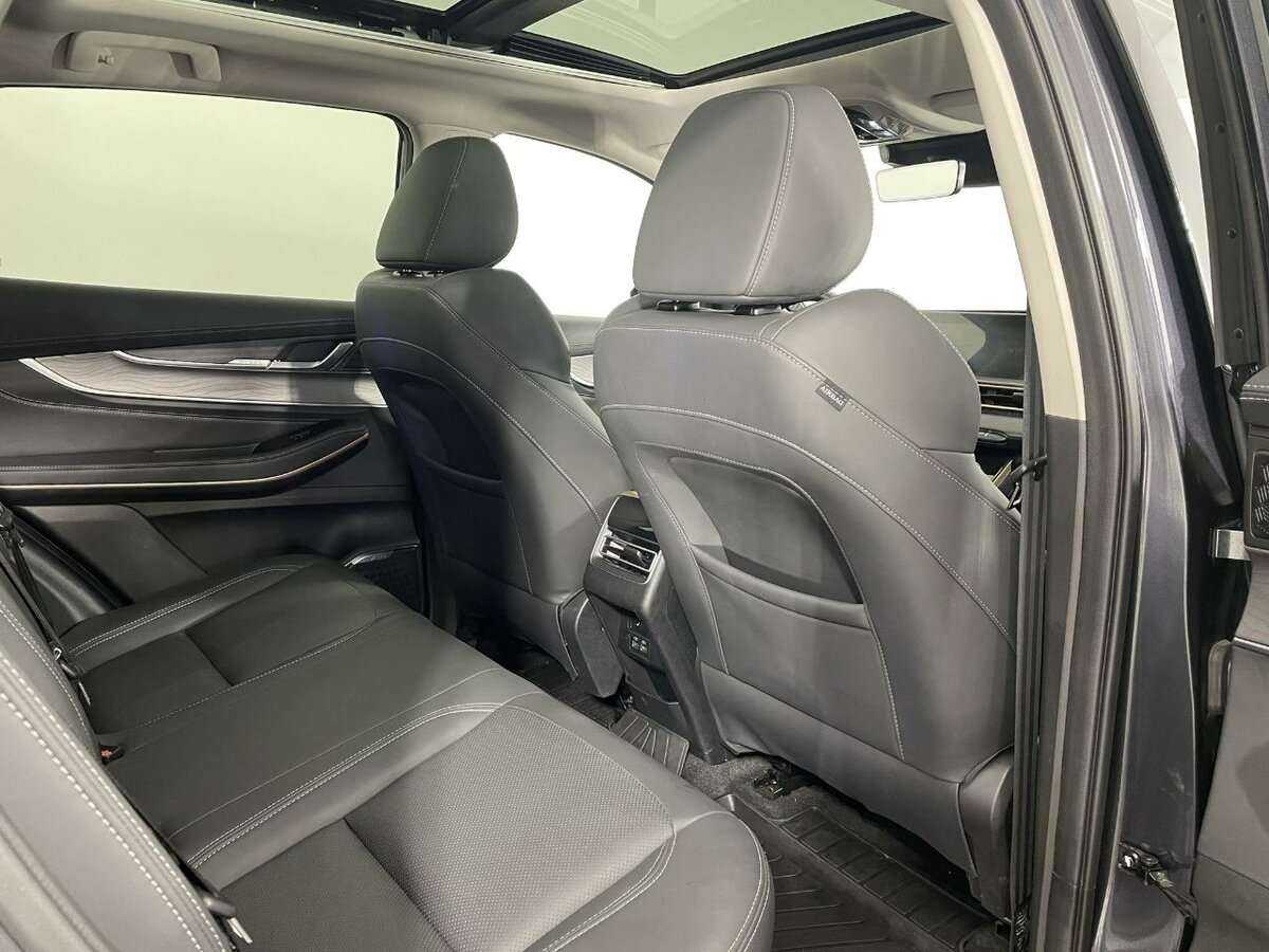 EXEED LX с пробегом — 2022 год. Фото: #16