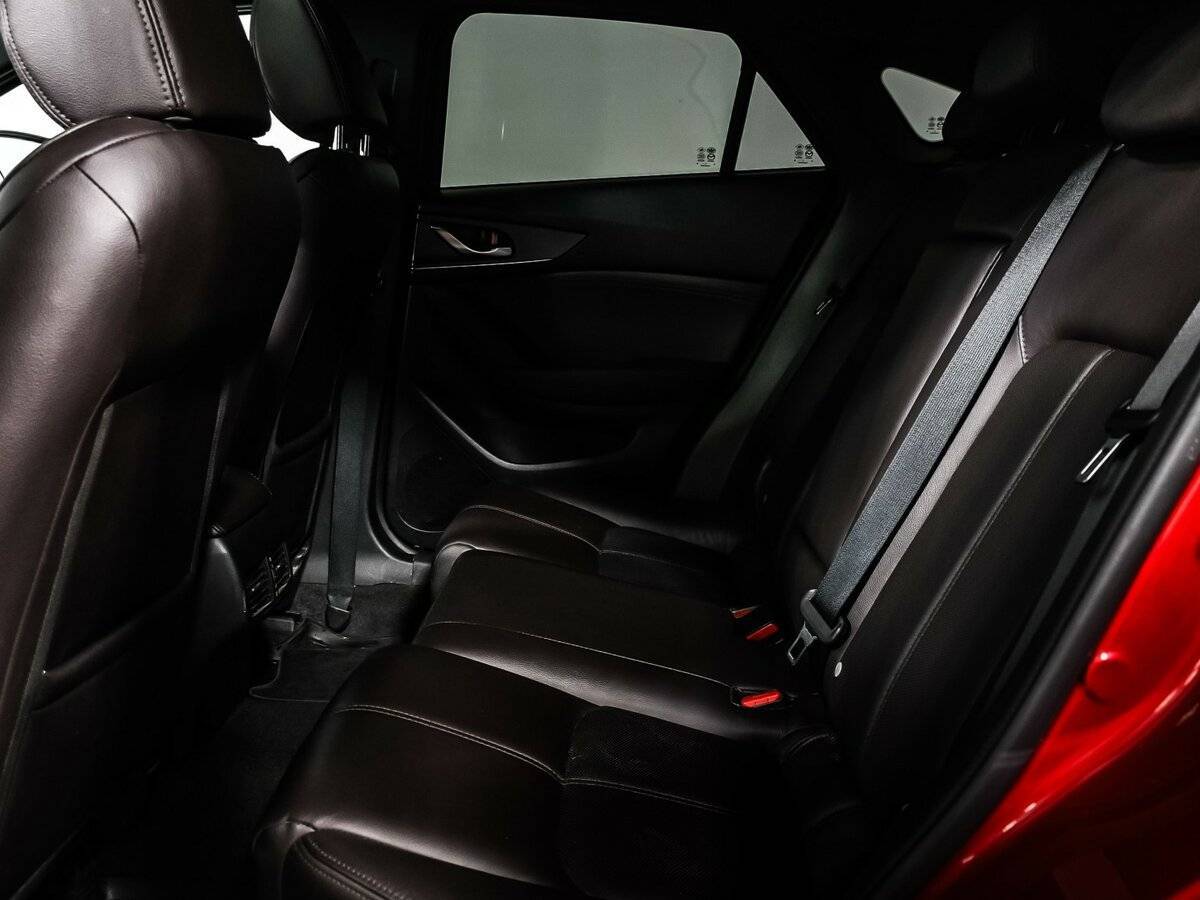 Mazda CX-4 с пробегом — 2023 год. Фото: #12