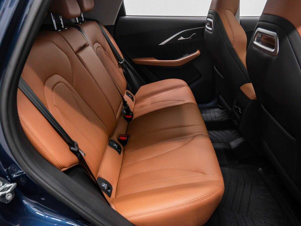 OMODA C5 с пробегом — 2024 год. Фото: #8