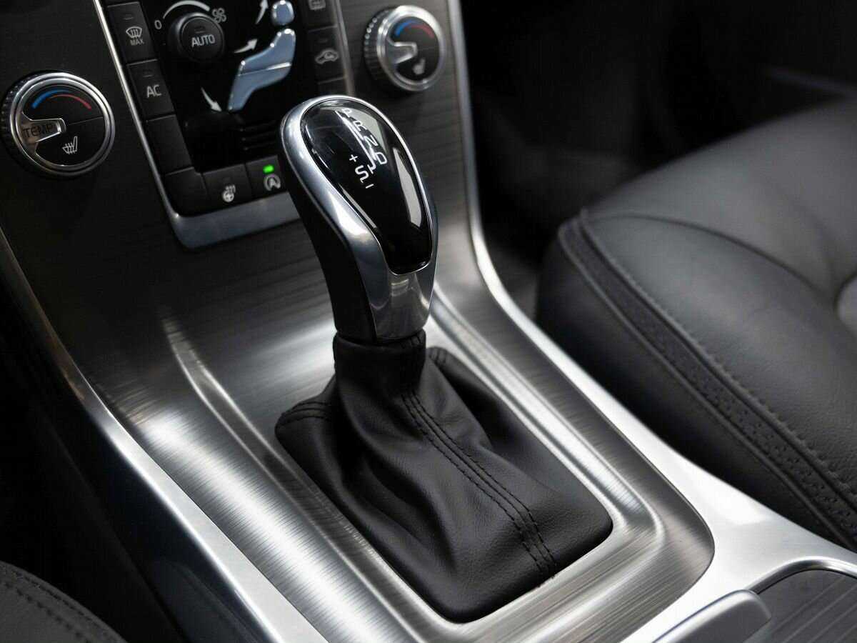 Volvo XC70 с пробегом — 2016 год. Фото: #18