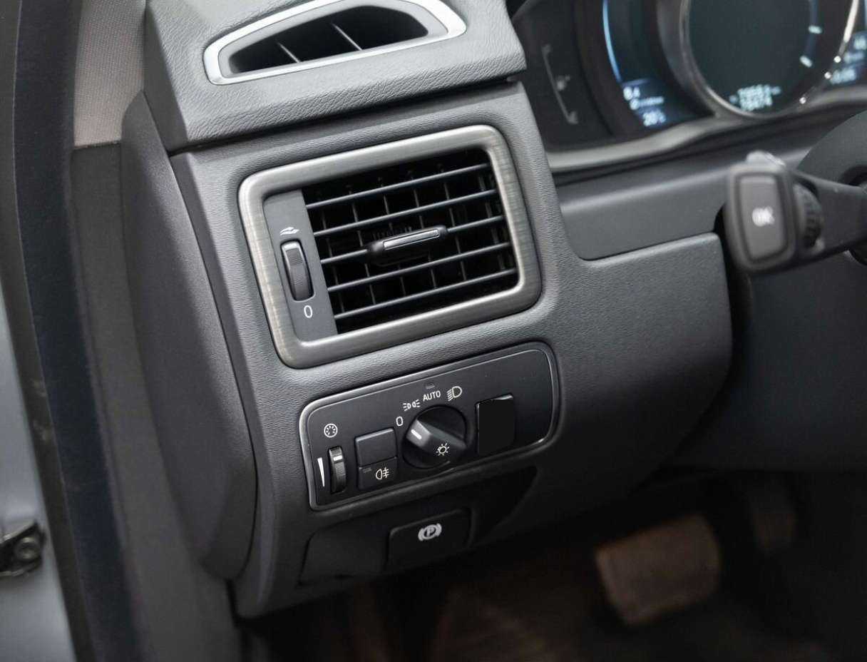 Volvo XC70 с пробегом — 2016 год. Фото: #14