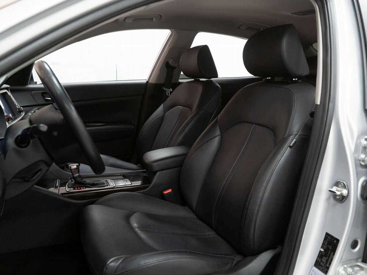 Kia K5 с пробегом — 2017 год. Фото: #4