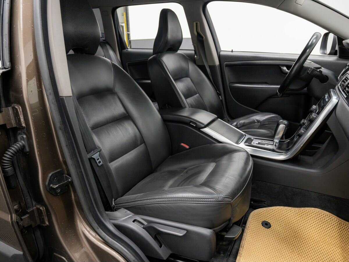 Volvo XC70 с пробегом — 2012 год. Фото: #7