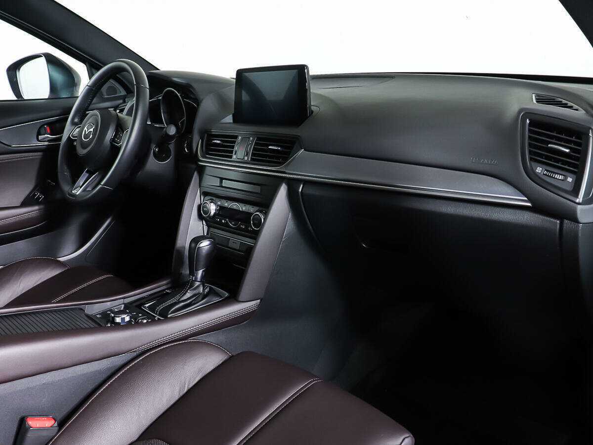 Mazda CX-4 с пробегом — 2022 год. Фото: #8