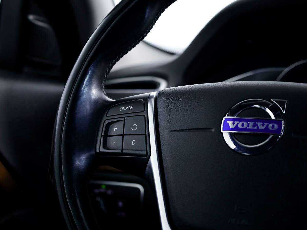 Volvo XC70 с пробегом — 2014 год. Фото: #18