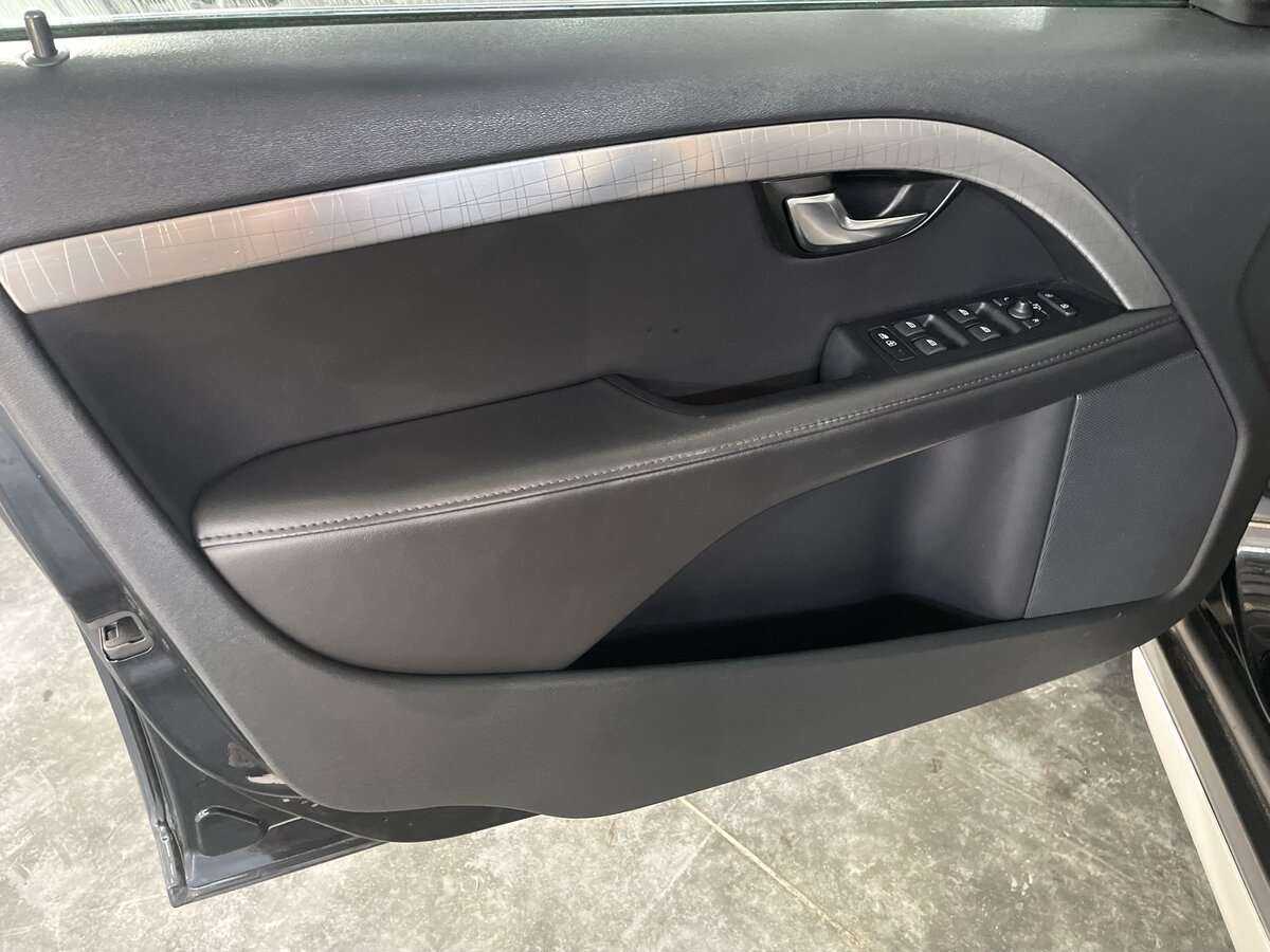 Volvo XC70 с пробегом — 2012 год. Фото: #26