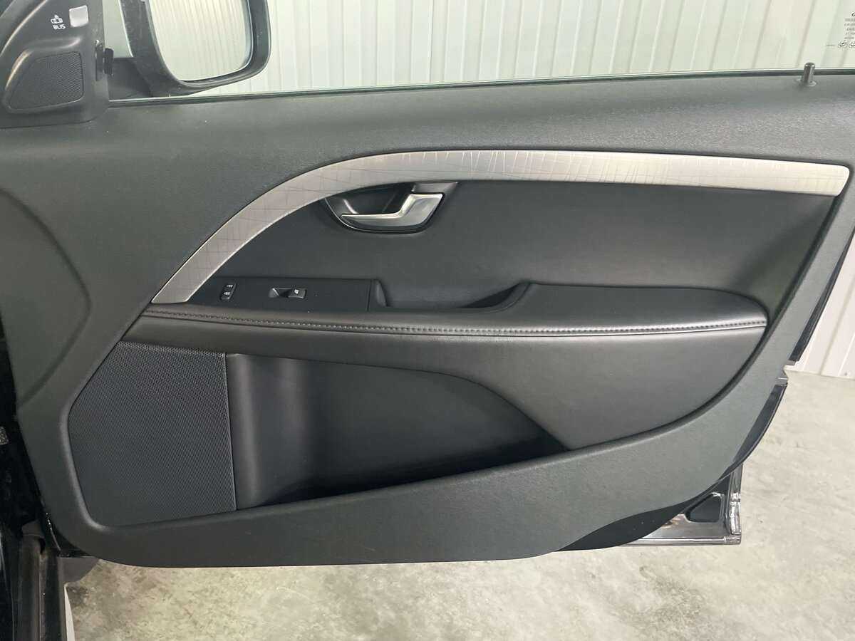 Volvo XC70 с пробегом — 2012 год. Фото: #29