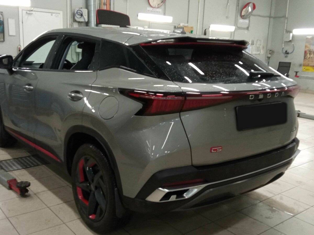 OMODA C5 с пробегом — 2023 год. Фото: #3