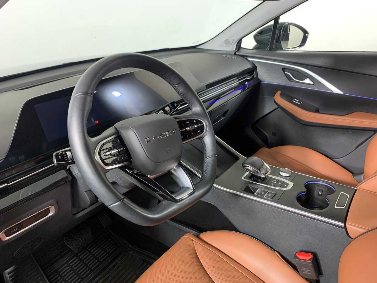 OMODA C5 с пробегом — 2023 год. Фото: #11