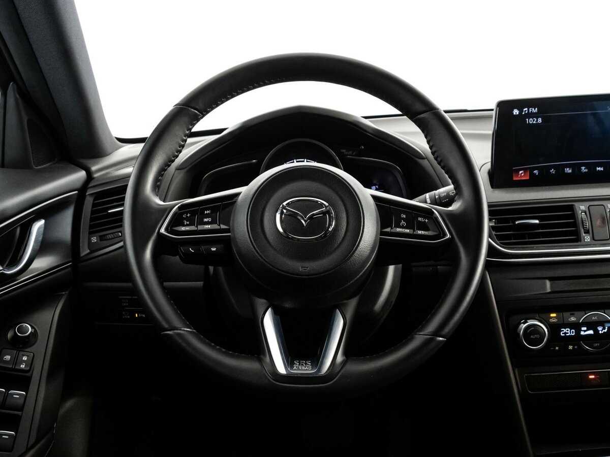 Mazda CX-4 с пробегом — 2023 год. Фото: #10