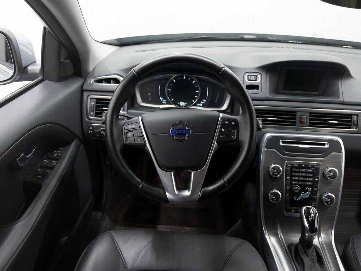 Volvo XC70 с пробегом — 2016 год. Фото: #10