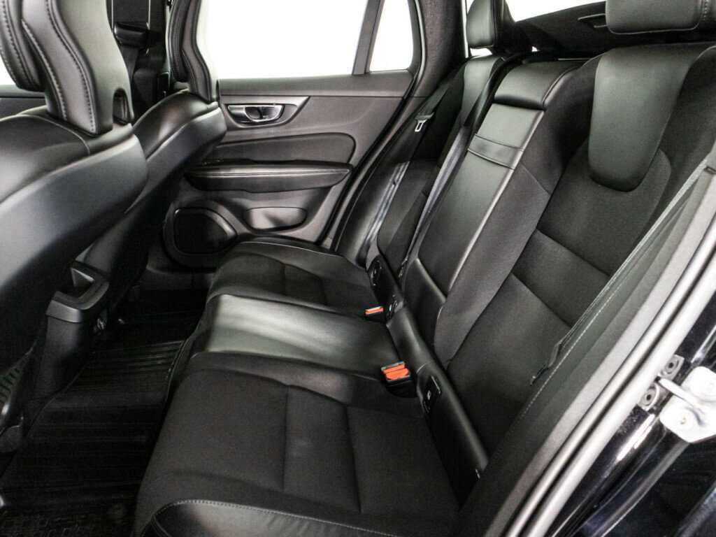 Volvo V60 с пробегом — 2018 год. Фото: #9