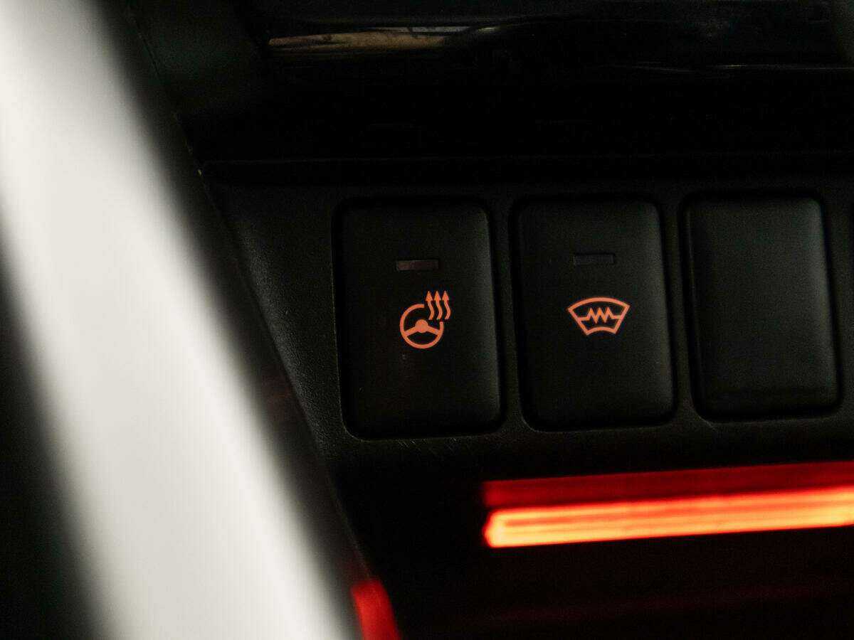 Mitsubishi Eclipse Cross с пробегом — 2018 год. Фото: #16