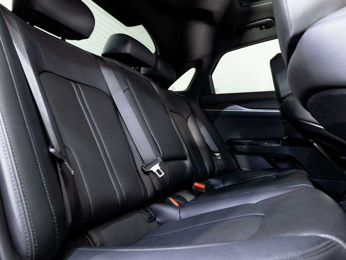 Kia K5 с пробегом — 2020 год. Фото: #11