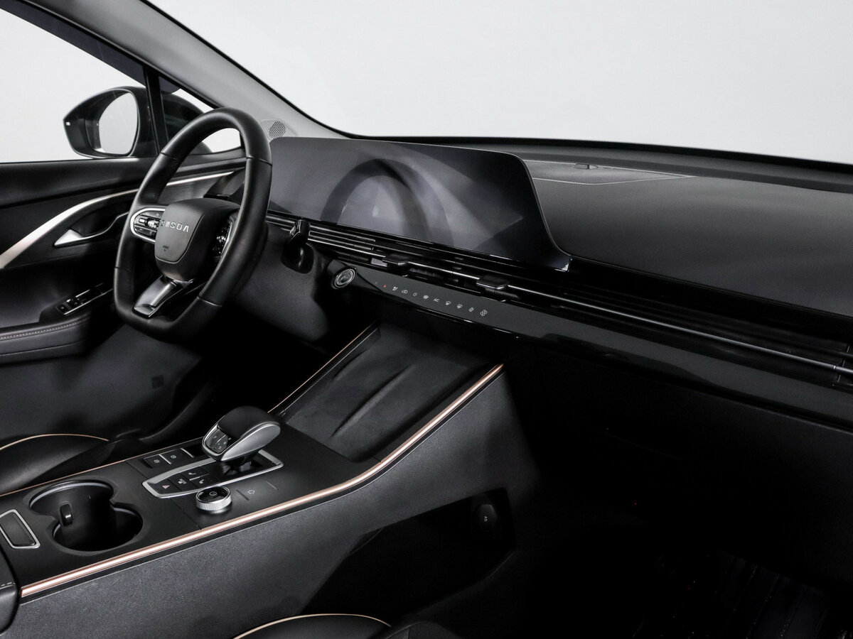 OMODA C5 с пробегом — 2024 год. Фото: #8