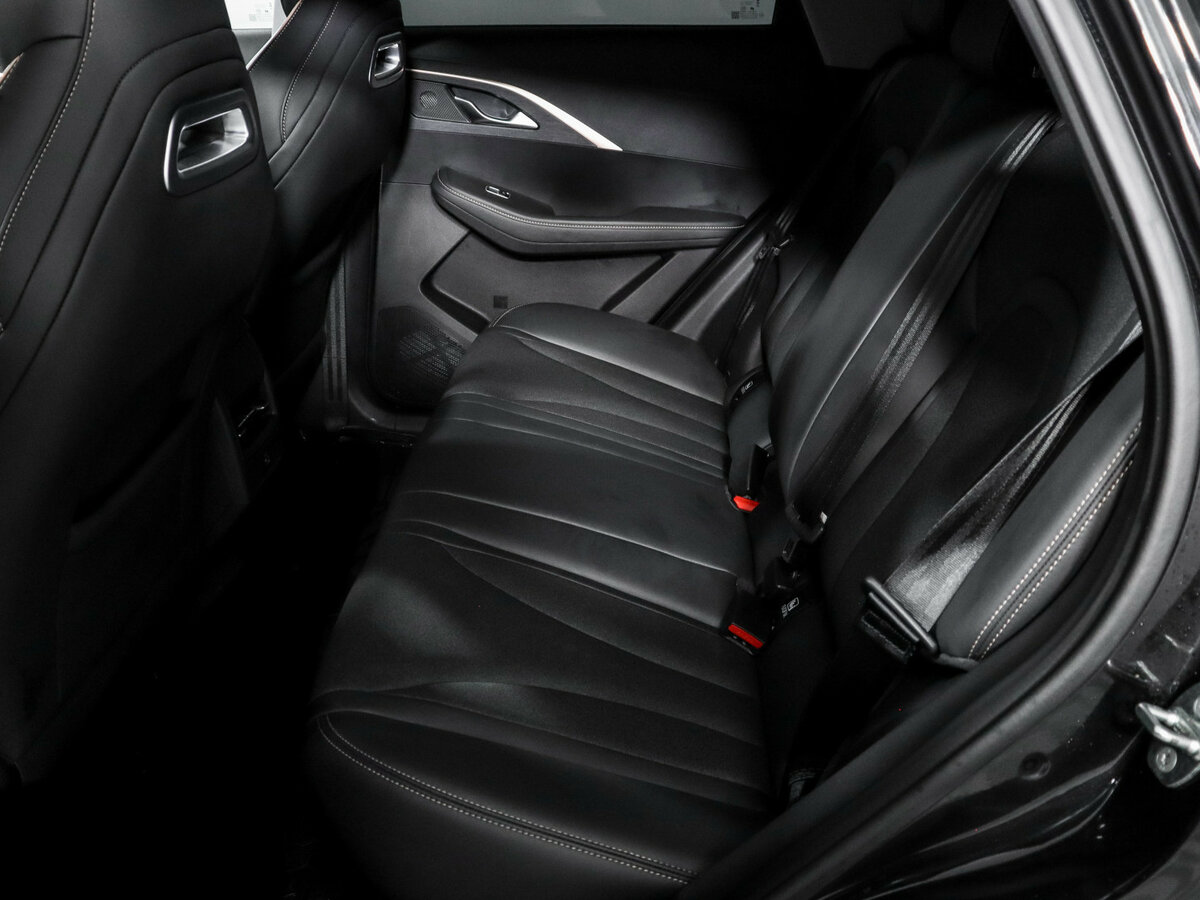 OMODA C5 с пробегом — 2024 год. Фото: #9